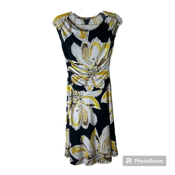 ENFOCUS STUDIO Spring Dresses (2 Dresses with purchase) - Picture 2 of 4